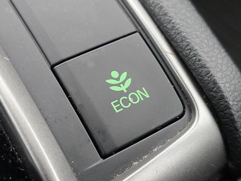 Certified 2021 Honda Civic EX image 10