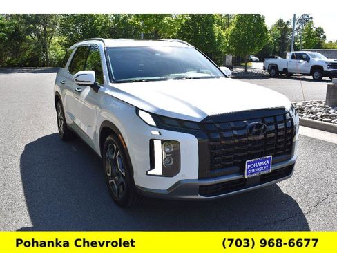 Used 2024 Hyundai Palisade SEL w/ Premium Package AWD/4WD image 1