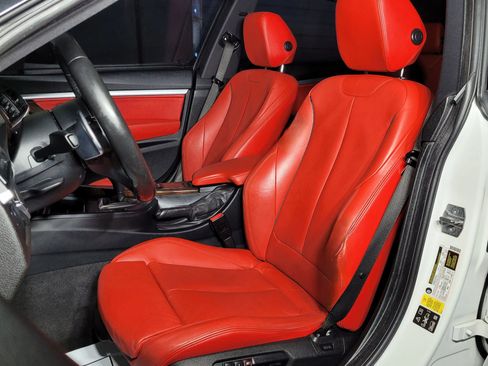 Used 2015 BMW 328i Gran Turismo xDrive image 26