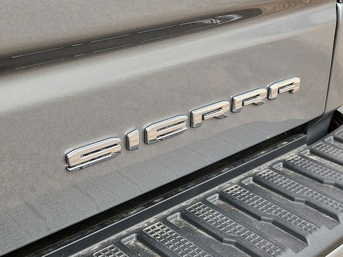 New 2026 GMC Sierra 1500 Denali w/ Denali Reserve Package AWD/4WD image 11