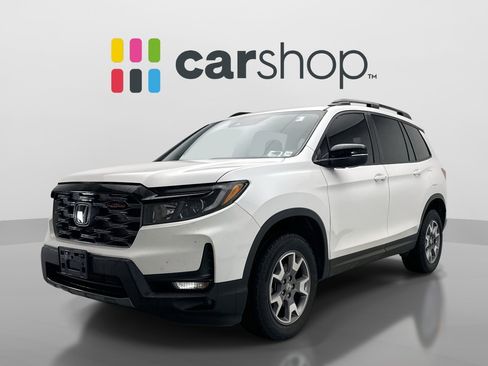 Used 2023 Honda Passport TrailSport image 1