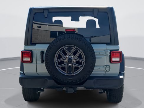 Used 2024 Jeep Wrangler Sport S image 6
