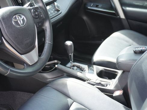Used 2016 Toyota RAV4 Limited AWD/4WD image 21