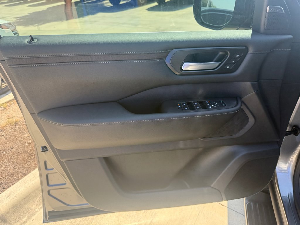 New 2026 Nissan Armada SL AWD/4WD image 11