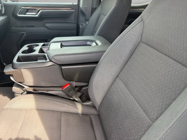 Used 2026 Chevrolet Silverado 1500 LT AWD/4WD image 18