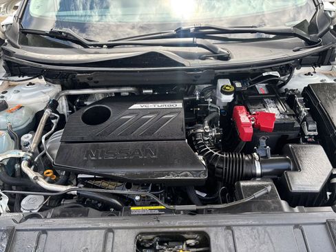 Used 2024 Nissan Rogue SV FWD image 34
