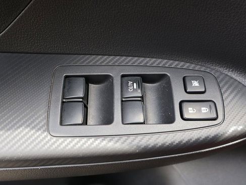 Used 2020 Mitsubishi Eclipse Cross SEL FWD image 38