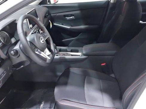 Used 2025 Nissan Sentra SR FWD image 20