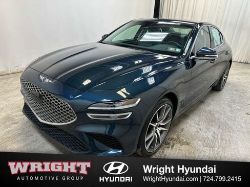 Used 2025 Genesis G70 2.5T image 3
