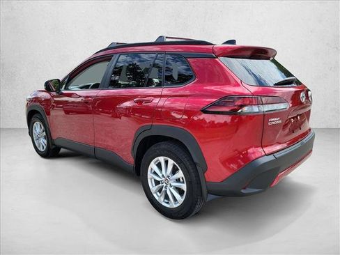 Used 2026 Toyota Corolla Cross LE FWD image 7