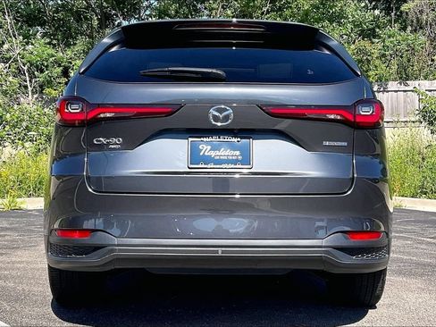 Used 2024 MAZDA CX-90 Plug-In Hybrid w/ Preferred AWD/4WD image 4