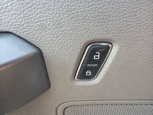 Used 2018 Ford F350 XLT AWD/4WD image 21