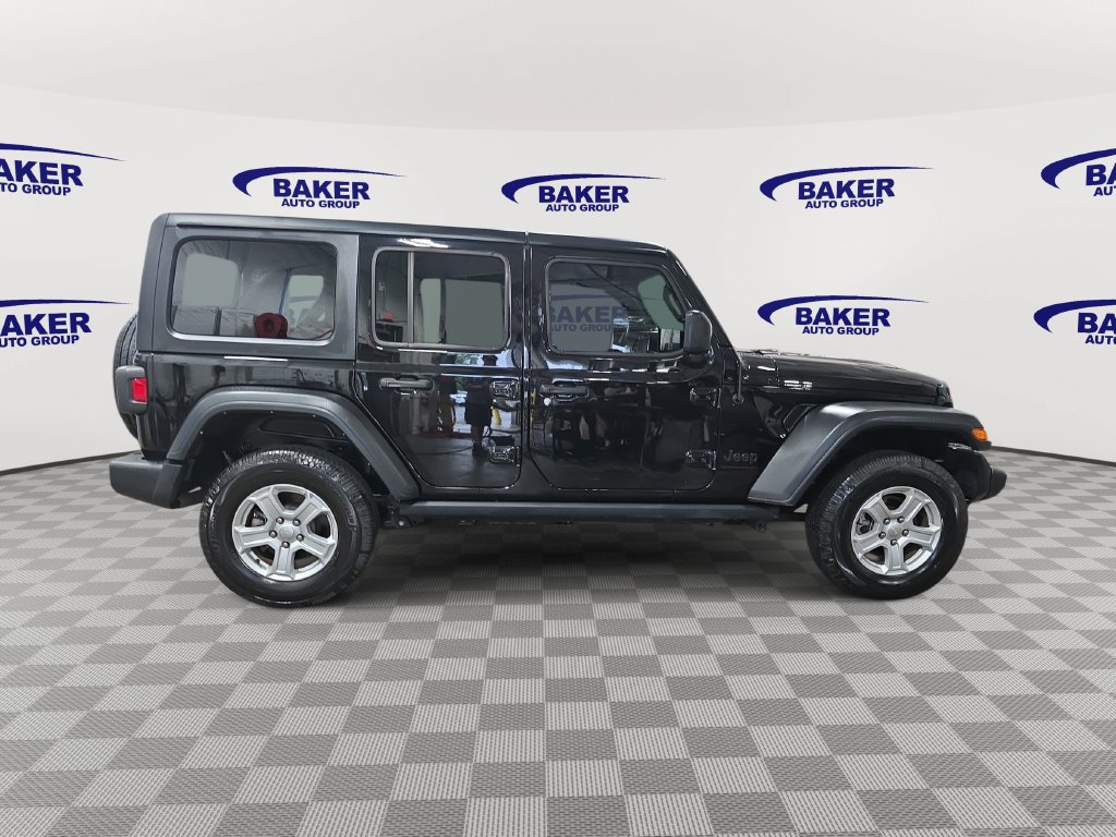 Used 2023 Jeep Wrangler Unlimited Sport AWD/4WD image 4