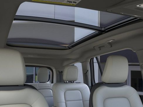 New 2026 Lincoln Aviator AWD w/ Jet Appearance Package image 22