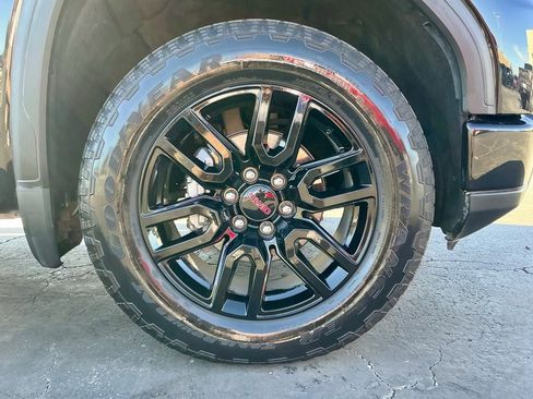 Used 2022 GMC Sierra 1500 Elevation w/ Elevation Premium Package image 23