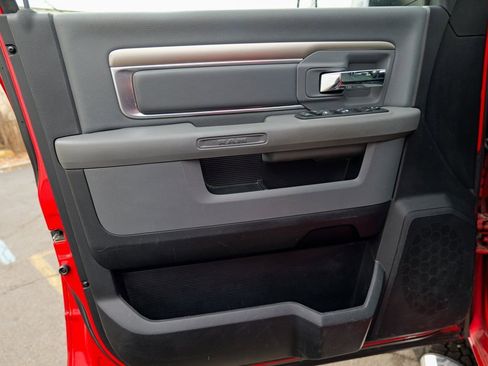 Used 2015 RAM 2500 SLT image 16