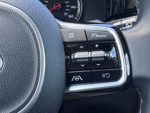 Used 2021 Kia Sorento S w/ Panoramic Sunroof Package image 10