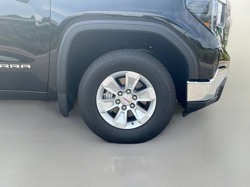 Used 2025 GMC Sierra 1500 Pro w/ Pro Value Package RWD image 12