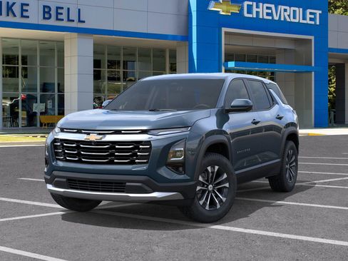 New 2026 Chevrolet Equinox LT w/ Convenience Package II image 7