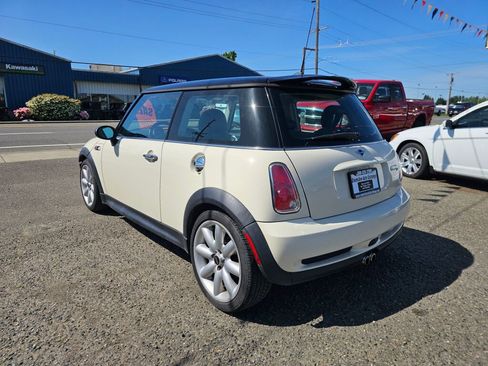 Used 2005 MINI Cooper S FWD image 5