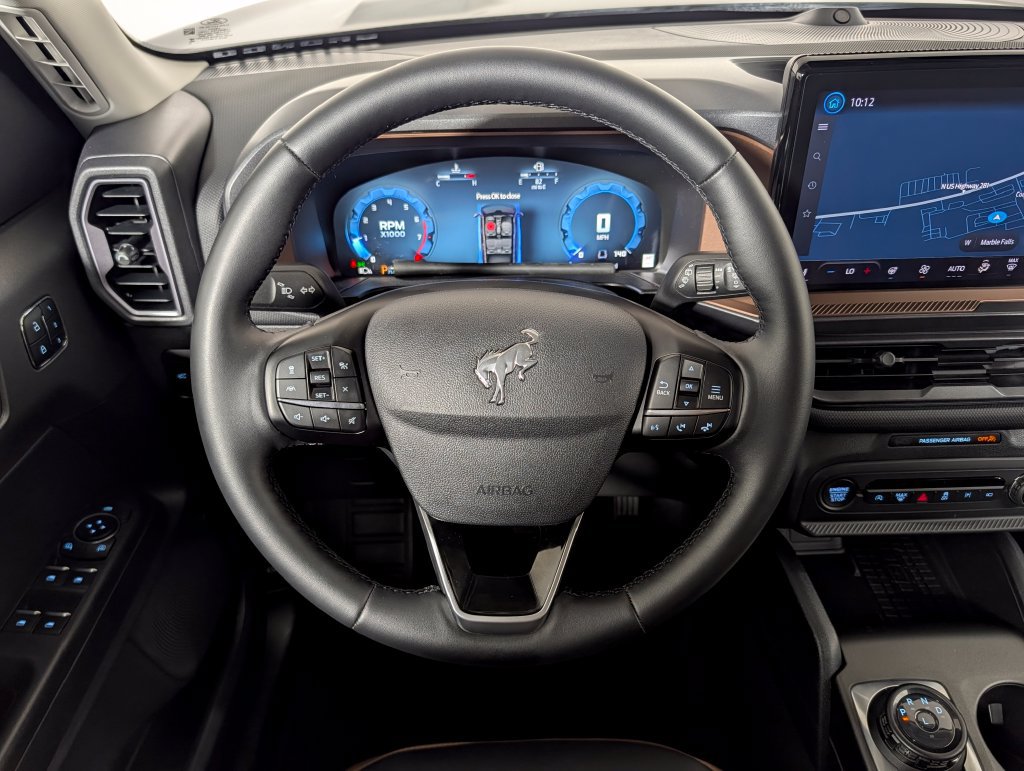 Certified 2025 Ford Bronco Sport Outer Banks w/ Outer Banks Tech Package+ AWD/4WD image 16