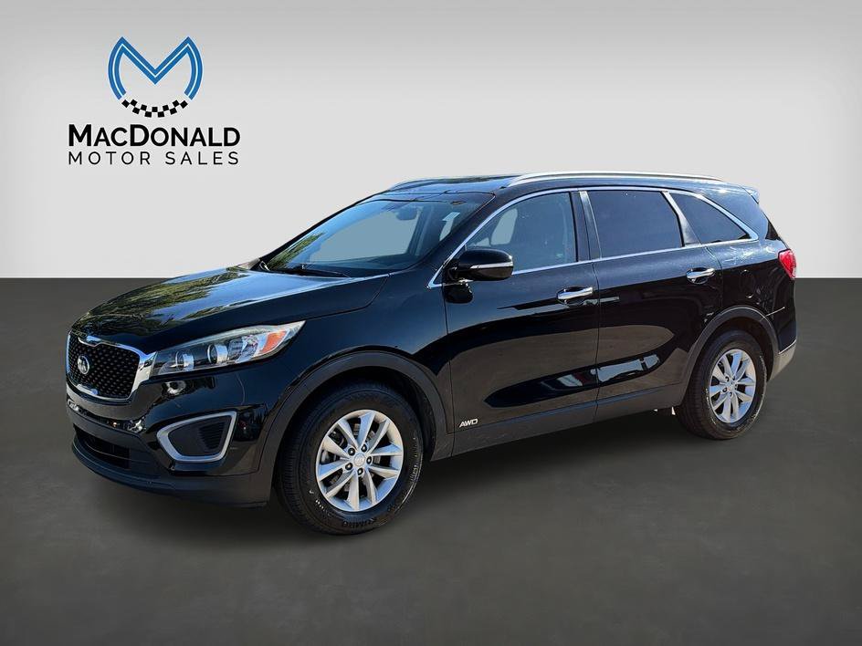 Used 2017 Kia Sorento AWD image 1