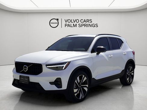 New 2026 Volvo XC40 B5 Plus w/ Protection Package image 3
