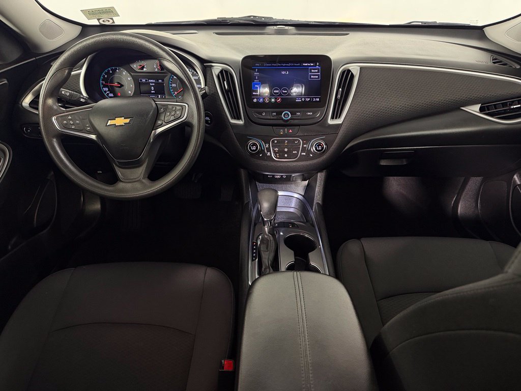Used 2025 Chevrolet Malibu LT FWD image 12