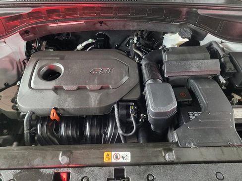 Used 2018 Hyundai Santa Fe Sport w/ 2.4L Value Package 02 image 30