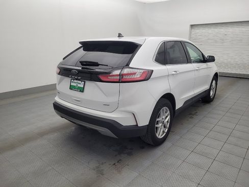 Used 2023 Ford Edge SEL image 9