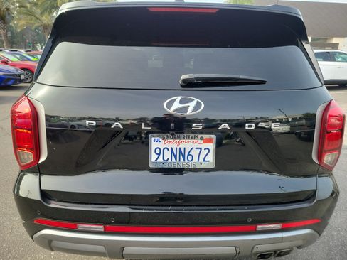 Certified 2023 Hyundai Palisade SE w/ Cargo Package image 24