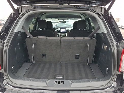 Certified 2023 Ford Explorer XLT image 31