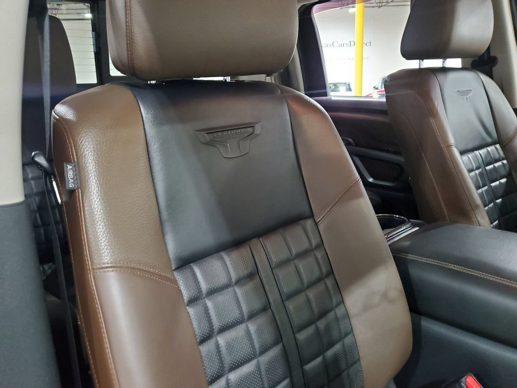 Used 2017 Nissan Titan Platinum Reserve RWD image 19