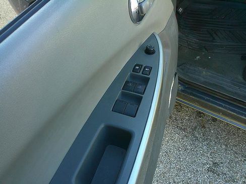 Used 2008 Nissan Quest S w/ Seat Pkg image 6