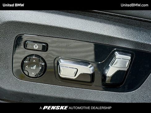 Used 2026 BMW X7 xDrive40i w/ M Sport Package AWD/4WD image 4