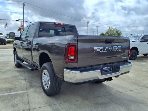 New 2026 RAM 2500 Tradesman AWD/4WD image 2