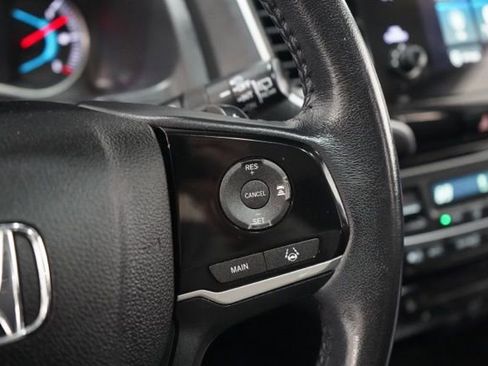 Used 2022 Honda Pilot Touring image 24