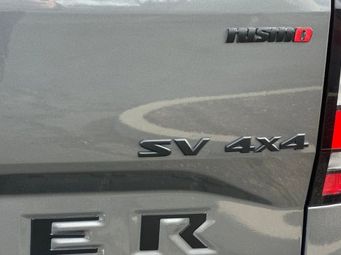 Used 2023 Nissan Frontier SV w/ Midnight Edition Package image 37