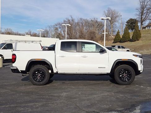 New 2026 GMC Canyon Elevation w/ Convenience Package image 2