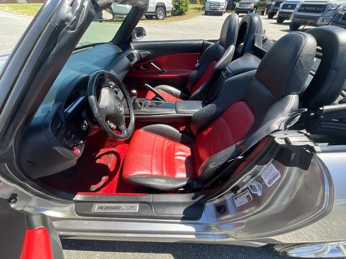 Used 2006 Honda S2000 image 12