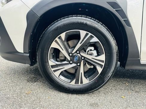 Used 2025 Subaru Crosstrek 2.0i Premium image 29