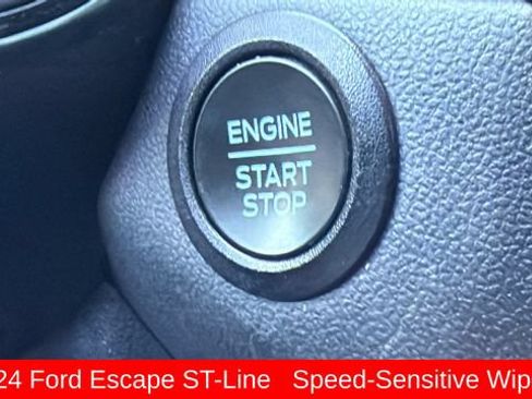 Used 2024 Ford Escape ST-Line AWD/4WD image 17