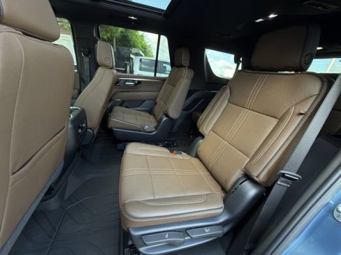 New 2026 Chevrolet Tahoe High Country w/ Sun And Tow Package AWD/4WD image 22