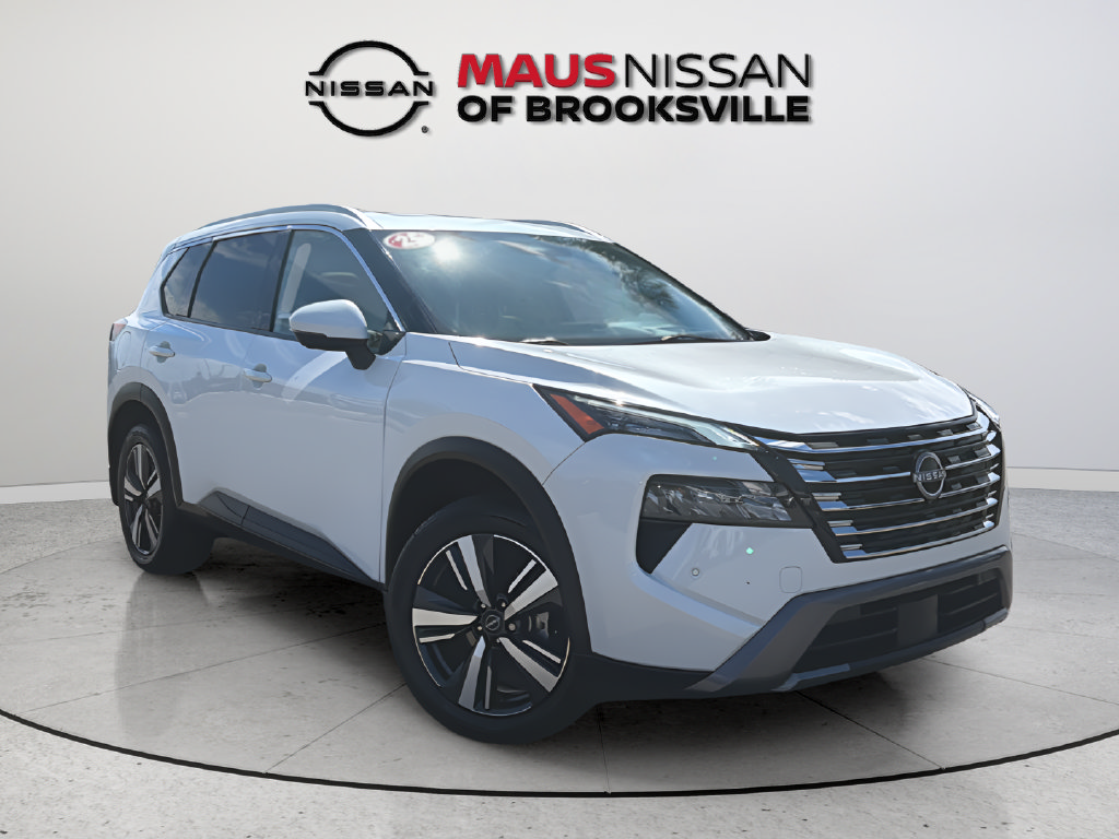 Certified 2025 Nissan Rogue SL w/ SL Premium Package FWD image 1