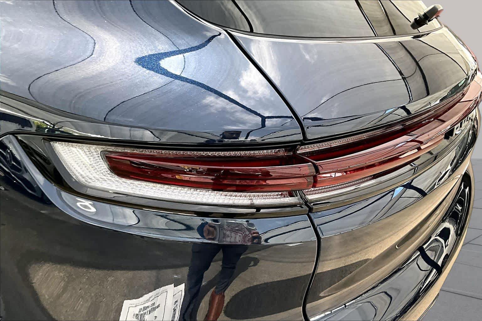 Used 2024 Porsche Cayenne AWD/4WD image 29