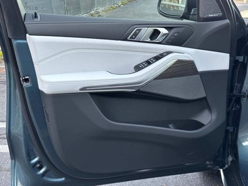 New 2026 BMW X5 sDrive40i w/ Premium Package image 19