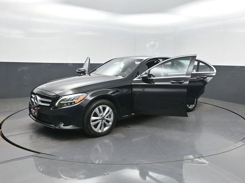 Used 2019 Mercedes-Benz C 300 4MATIC Sedan image 36