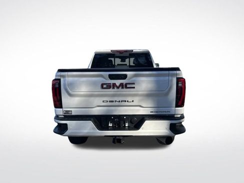 Used 2024 GMC Sierra 2500 Denali w/ Denali Reserve Package image 5