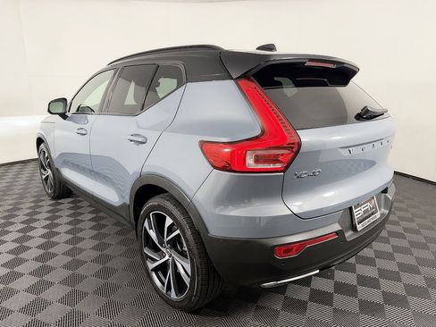 Used 2020 Volvo XC40 T5 R-Design w/ Protection Package Premier AWD/4WD image 17