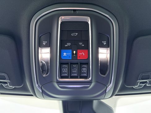 New 2025 Jeep Grand Cherokee L Limited w/ Black Appearance Package image 29